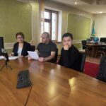 A Chance Encounter in the Quiet Town