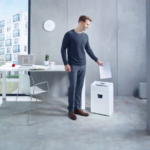 Enmicadora para fotocheck: laminación duradera y asequible